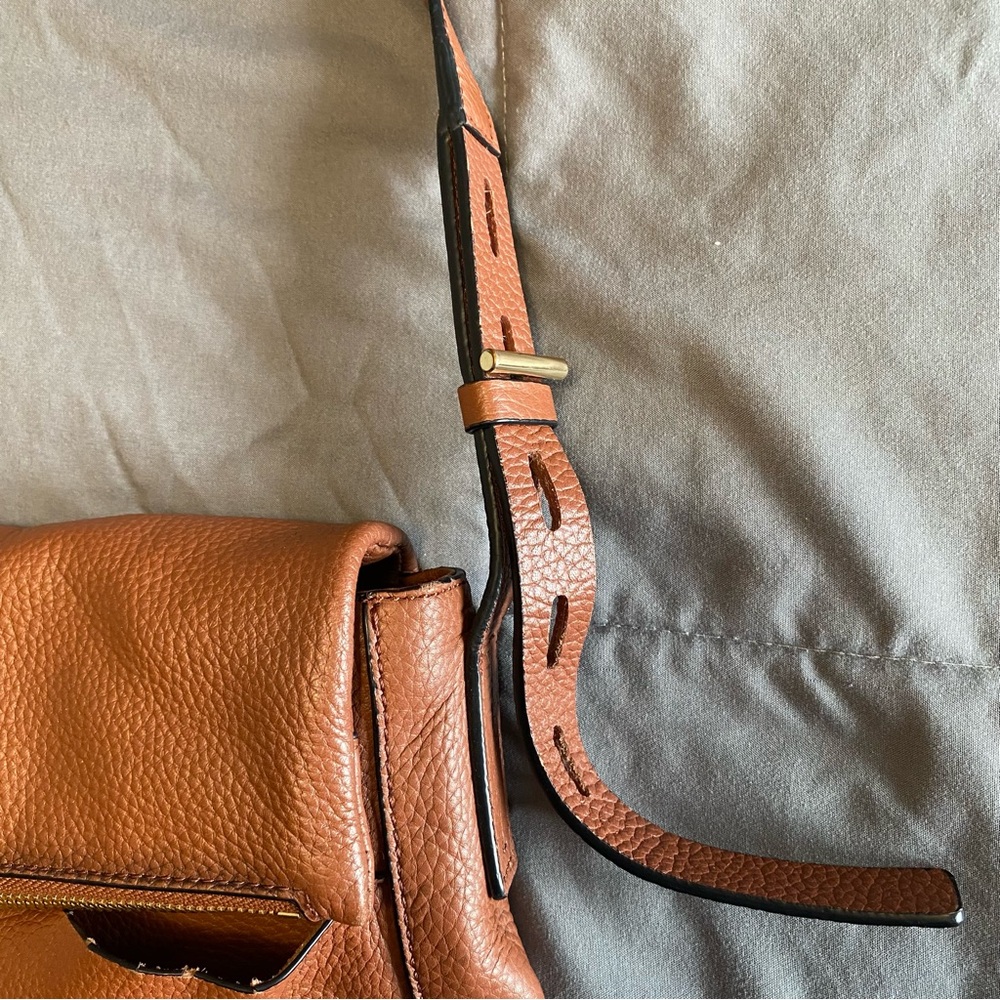 Vince Camuto Leather Foldover Purse Pine Cone Brown Snap Pocket Adjustable Strap - Picture 16 of 16